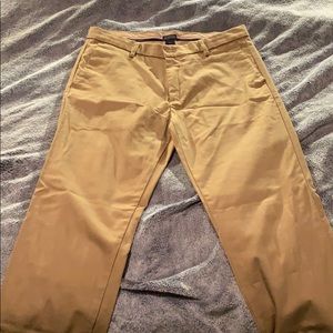 Men’s khakis